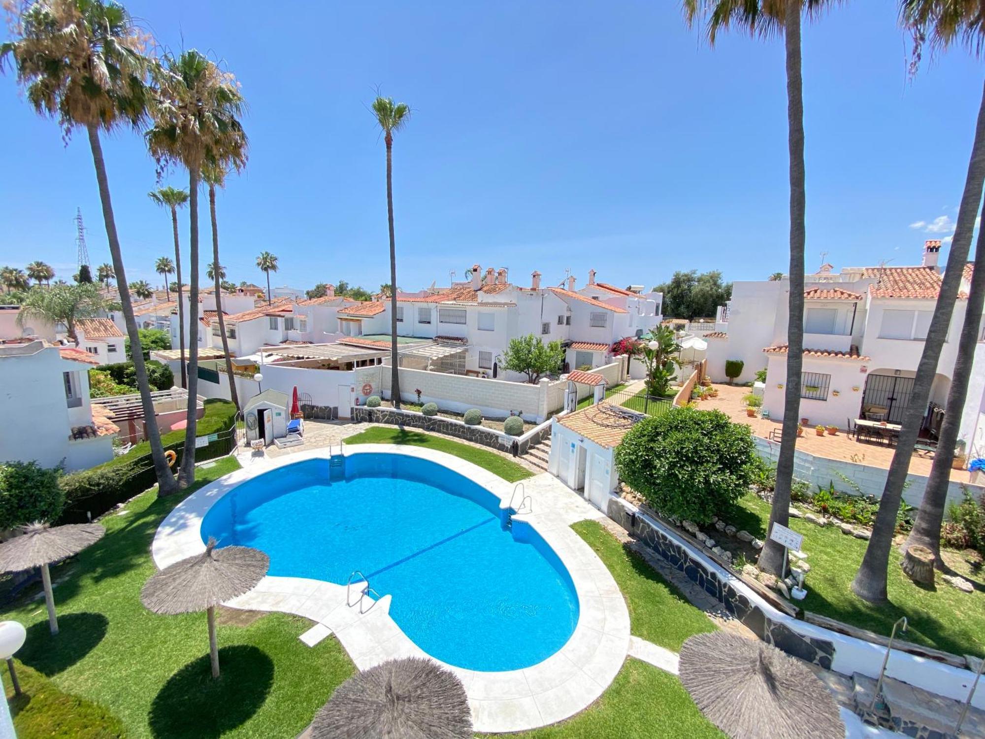 Townhouse W/Sea View & Garden Βίλα Εστεπόνα Εξωτερικό φωτογραφία
